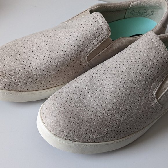 Women's Dr Scholl's Madison Suede Perforated Slip On Sneakers - Greige -… - Picture 3 of 12